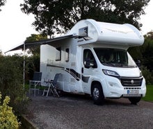 Wohnmobil XGO 35G Alkoven