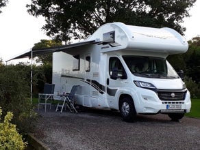 Wohnmobil XGO 35G Alkoven