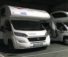 Elnagh Baron 26 G - Großer Alkoven-Camper mit Heckgarage und Platz für 6