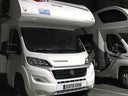 Elnagh Baron 26 G - Großer Alkoven-Camper mit Heckgarage und Platz für 6 - Galerie - Bild 1