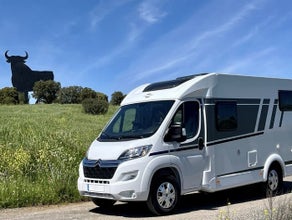 Carado Van 337 mit Einzelbetten 2/3 Personen