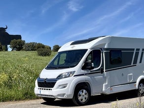 Carado Van 337 mit Einzelbetten 2/3 Personen