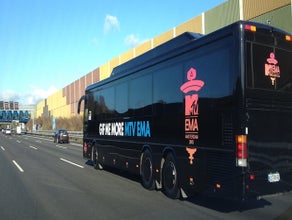 "Emotionliner" - der Businessjet der Strasse - VIP-Shuttle für z.B. Hochzeit, Messe, Roadshow, Londonbus, Luxusliner