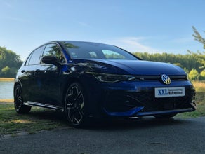 VW Golf R-Line