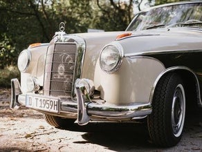 Stilvoller Oldtimer Mercedes Benz 220S von 1959 für Ihre Feier