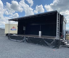 Bühne 10 x 5 Meter