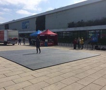 Tanzfläche 7,5 m x 7,5 m / Tanzparkett / Multifunktionsboden / Zeltboden / Messebelag / Hallenboden / Allzweckboden / Hygieneboden / Tanzboden