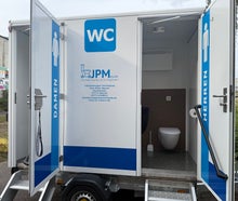 neuer Toilettenwagen mit Frischwasser- und Abwassertank bis 200 Personen Vacuum