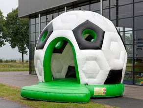 Hüpfburg Fußball - Mieten über die Dreamcatcher Eventagentur
