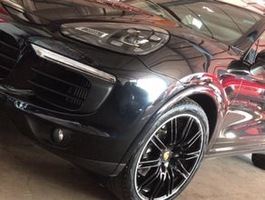 Porsche Cayenne Monatsmiete 1.950,--