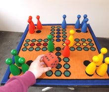 Nicht ärgern XXL / Hütchenspiel / XXL Brettspiel