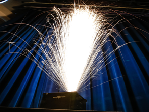 Kaltfunkenmaschine/ Fontäneneffekt/ Feuerwerk/ Pyrotechnik/ DJ Power Spark V-1 mieten