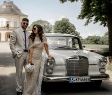 Weiße Mercedes Heckflosse Oldtimer aus den 60ern als Hochzeitsauto mieten. Selbstfahrer oder mit Chauffeur!