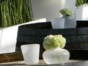 Nelken, runde Bauchvase