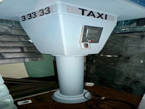 Taxi Rufsäule