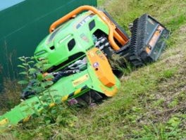 Funkraupe LV300 ferngesteuert, Mulcher