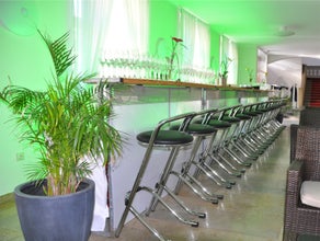 Cocktailbar mit Plexiglasfront inkl. 19% MwSt.