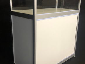 Octanorm Vitrine | Vitrine mit Aufsatz und Schiebetüren