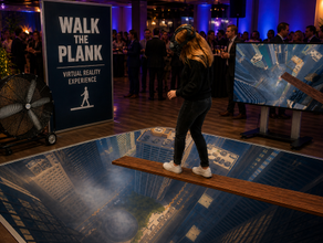 Walk The Plank Virtual Game mieten – Spiel, Sport & Teamevent