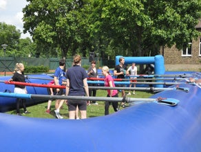 Human Table Soccer - Menschenkicker - Menschenfußball mieten
