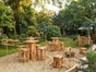 Rustikaler Stehtisch mieten – Holzbohlen-Tisch für Vintage & Outdoor Events - Galerie - Bild 4