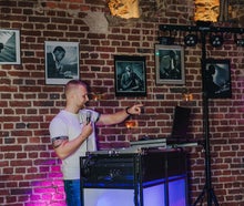 DJ mieten / buchen für Geburtstag, Hochzeit, Abiparty