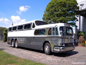 "Scenicruiser" - Greyhound Bus von 1956 - Limousine