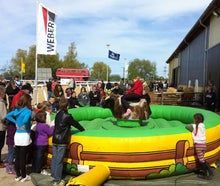 Bullriding / Rodeo Bulle / Surfsimulator / Surfen