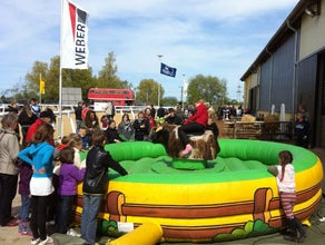 Bullriding / Rodeo Bulle / Surfsimulator / Surfen