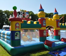 Fantasialand MEGA-Hüpfburg mieten