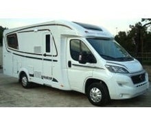 Etrusco Teilintegrierter Wohnmobil XL 4 Plätze mit Heckgarage (Gruppe C)