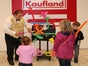 BALLONMODELLIERER " M.ORLANDO"  aus Offenbach,  Kinderzauberer,  Papier-Schneide-Künstler ( EINMALIG!! ) - Galerie - Bild 3
