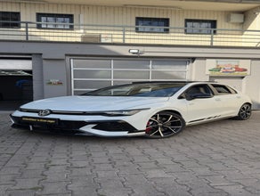 VW Golf 8.5 GTI Clubsport V4 300 PS | ab 18 Jahren | Sportwagen mieten | Sportwagenvermietung | Auto mieten | Autovermietung | Hochzeitsauto