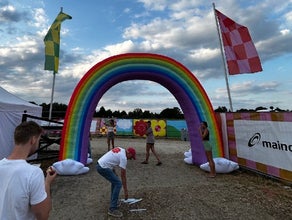 Aufblasbarer Regenbogen - Torbogen