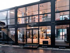 Eventcontainer, Glascontainer, VIP Lounge, Hospitality, mobile Räume, Roadshow