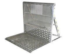 Bühnengitter, Wellenbrecher, Bühnenabsperrung, Crash Barrier, Stage Barrier