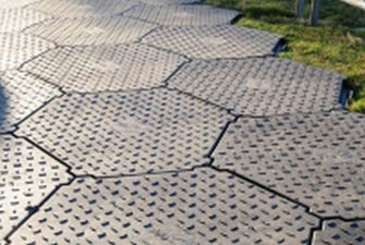 Eventboden - Zeltboden - Hexagon Boden - Wabenboden - Bodenbelag - Bodenplatten - Bodenschutz - Rasenschutz