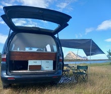 KLEINER UND KOMPAKTER MINIVAN