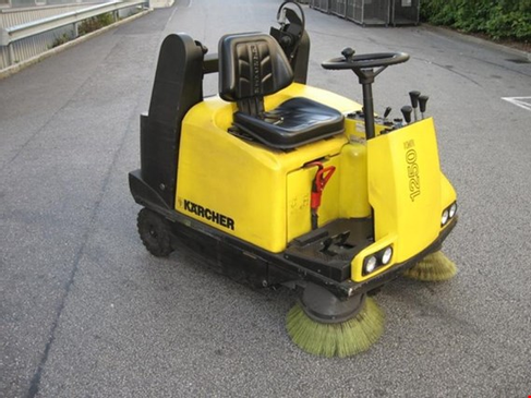 Kehrmaschine mieten Straßen & Kehrsaugmaschinen ab 15€ pro Tag
