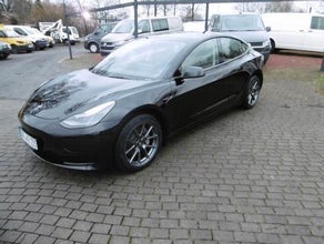 Modell 3 Standard Range Plus Rear-Wheel Drive