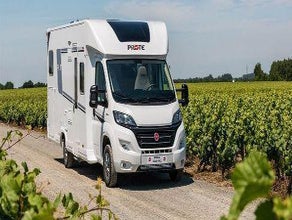 Pilote 696 D mit Traumgrundriss, Automatik, Solar, TV, Dachklima bis 4Personen, VOLL