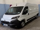 Neue und komfortabele Wagen zu vermieten!