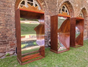 Zerrspiegel - Jahrmarkts Spiegel - Spiegelkabinett