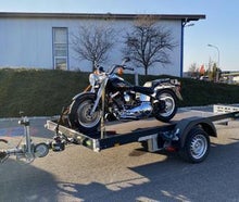 3 er Motorrad Anhänger Mutianhänger Rasentrac Absenkanhänger für bis zu 3 Motorräder Motorradanhänger Rasenmäher Traktor Scherenhebebühne drei Biketrailer