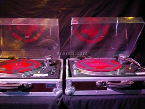 DJ Doppelpack - Technics 1210 MK II - direkt angetriebener Profi Plattenspieler