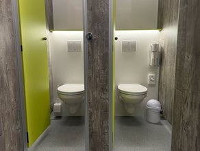 Neuer Toilettenwagen ( 3D /1H+4U )bis 500 Pers. WC Wagen