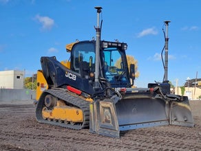 Bullblaster,AP Leveller,Leveller,Kilver,Powerblade,Vorsatzgrader,Ultraschallabtastung,2D Steuerung,Topcon Steuerung,Planiereinrichtung,Planierschild,Radlader mit Planierschild,Planierschild Lasergesteuert,