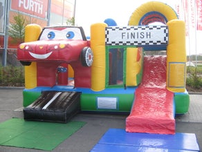 Hüpfburg Multiplay Auto