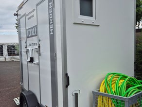 Toilettenwagen 1x Damenabteil 1x Herrenabteil