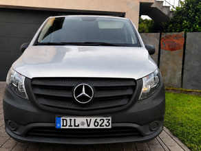 Transporter mieten Mercedes Vito Lang Kasten Umzug mit Zubehör